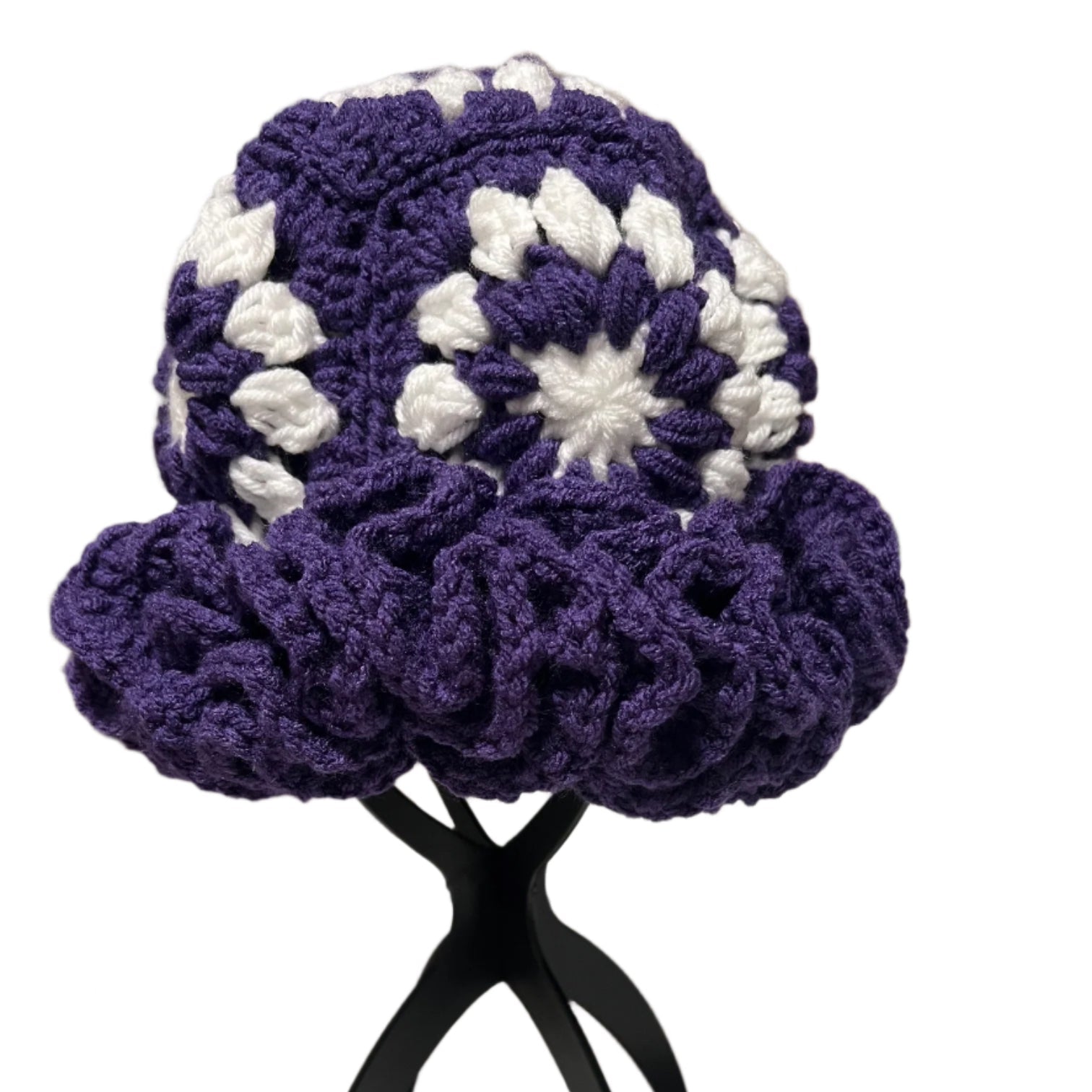 Purple crochet hat for women with white floral pattern and ruffled brim by ThreadsByHannah